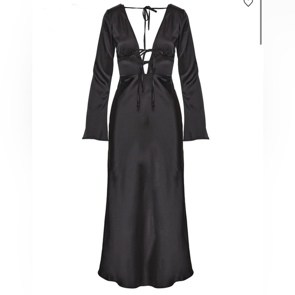 NWT Princess Polly Tashey Bias Cut Maxi Dress, Long Sleeve, Deep V, Black - US 4 - Picture 2 of 16